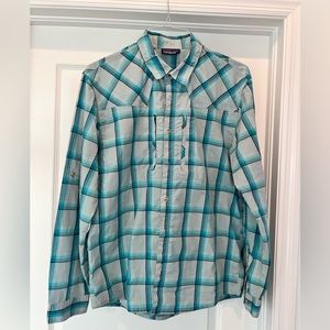 Patagonia Sun Stretch Shirt, in Ocean Blue, Large.